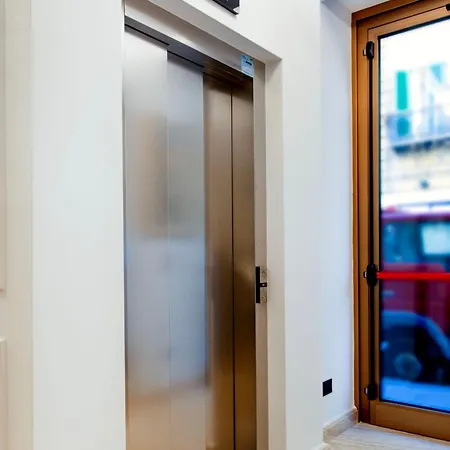 Odeon 3* Неаполь
