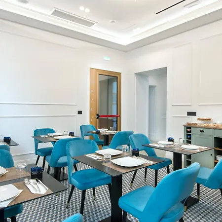 Odeon Hotell 3*